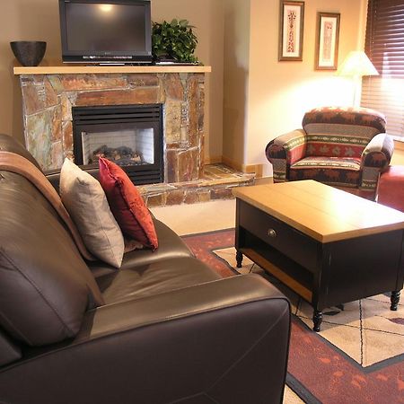 Red Mountain Village Condos Rossland Ruang foto